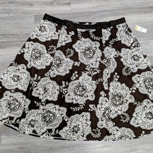 NWT Talbots A Line Skirt Size 16W Brown Paisley Cotton